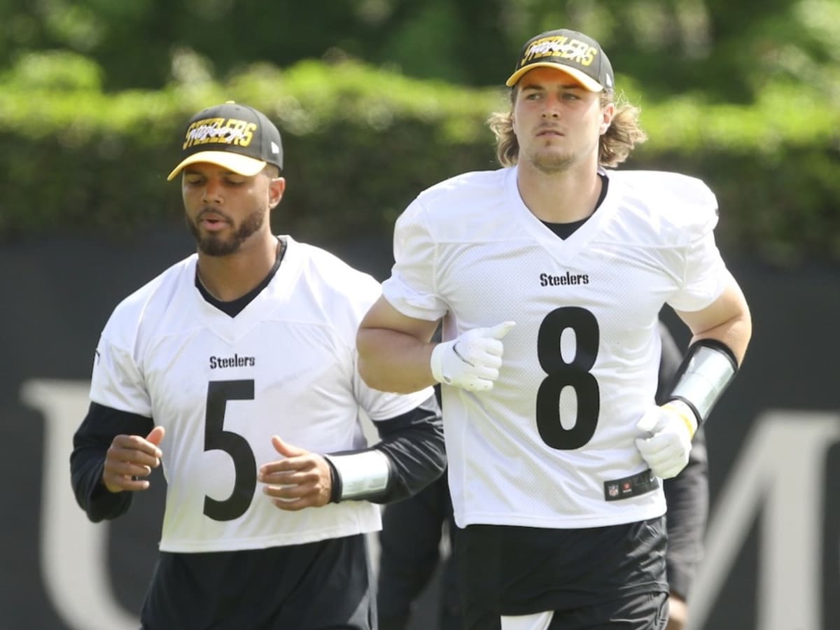 Pittsburgh Steelers OTAs Takeaways: Gunner Olszewski, Devin Bush and Some  Guy Outside the Fence - Sports Illustrated Pittsburgh Steelers News,  Analysis and More