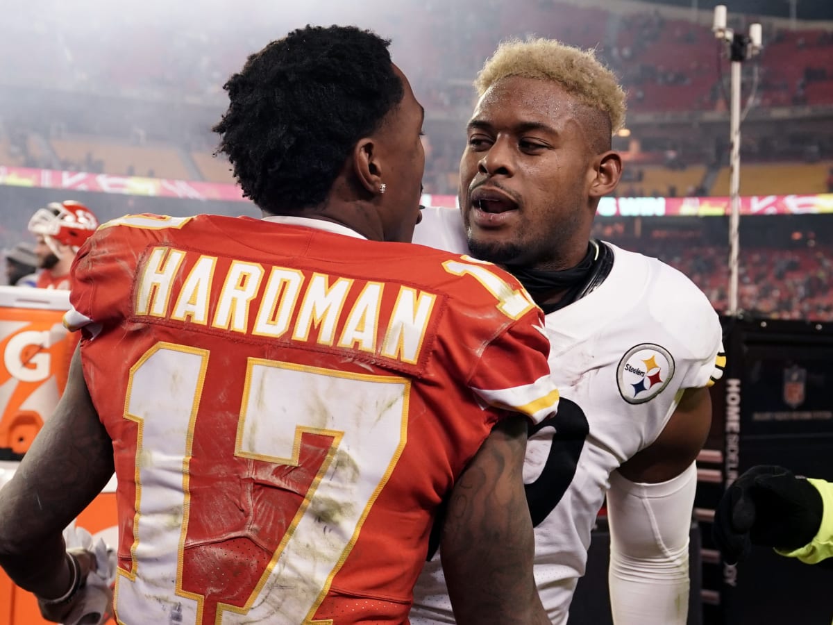 JuJu Smith-Schuster to Skyy Moore: Where KC Chiefs WRs Fit with Patrick  Mahomes - Sports Illustrated Kansas City Chiefs News, Analysis and More