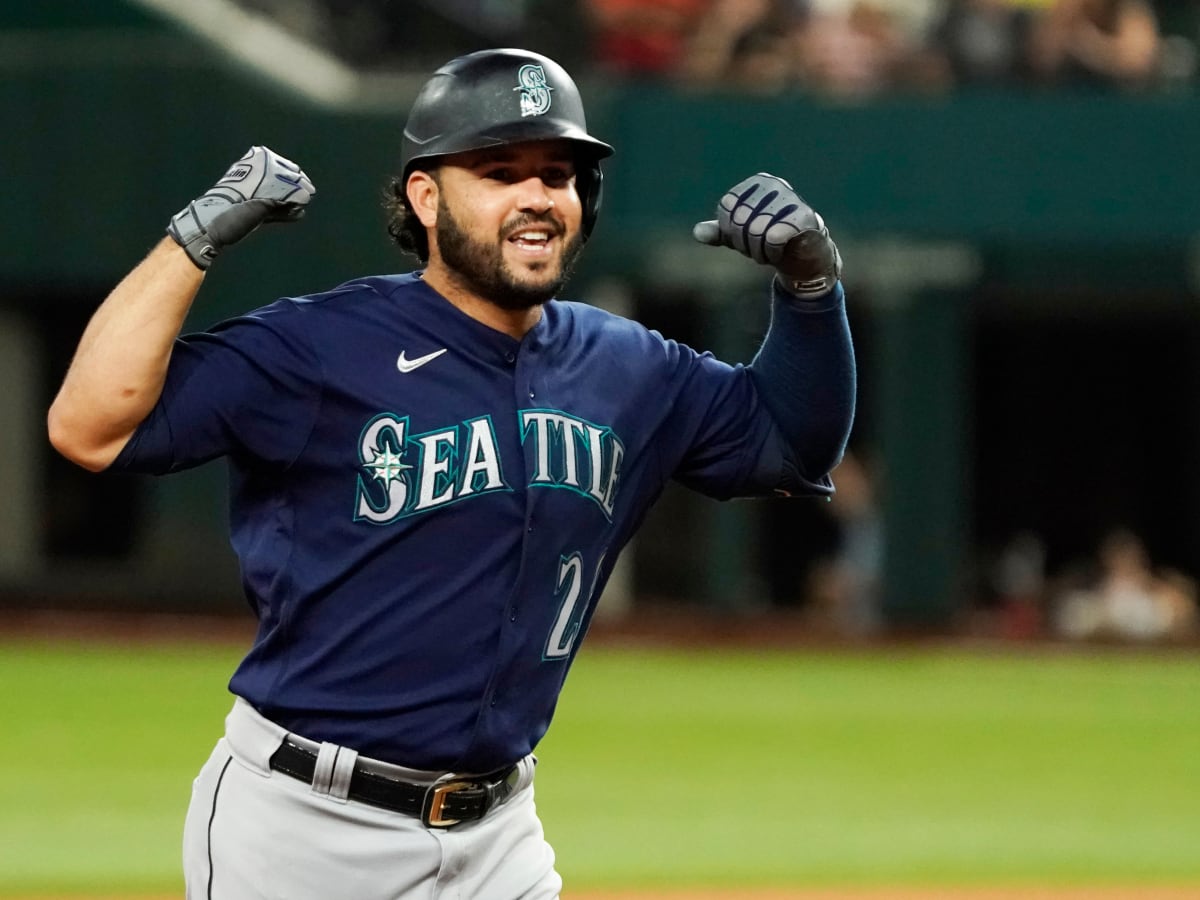 Mariners' Ty France Should Win the AL Gold Glove at First Base