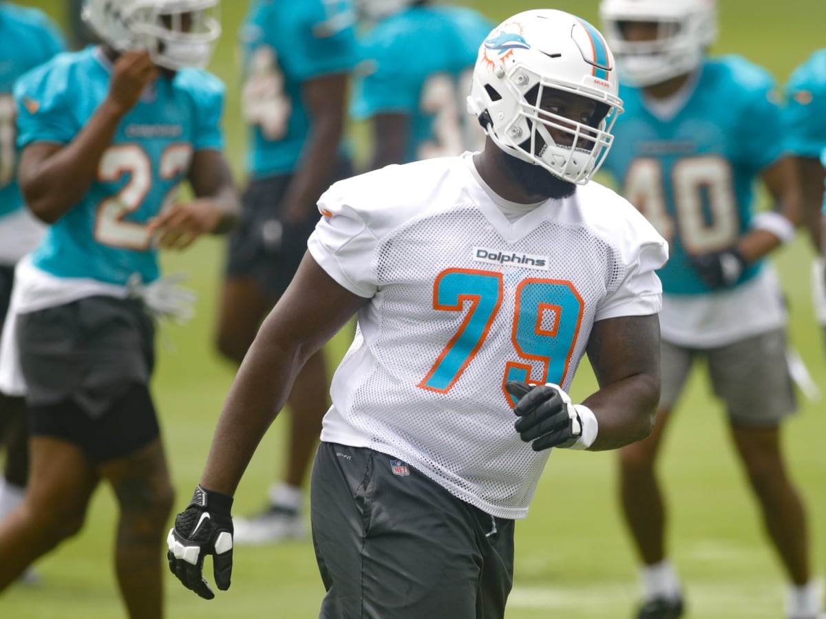 Dolphins elevate River Cracraft, Larnel Coleman vs. Bills