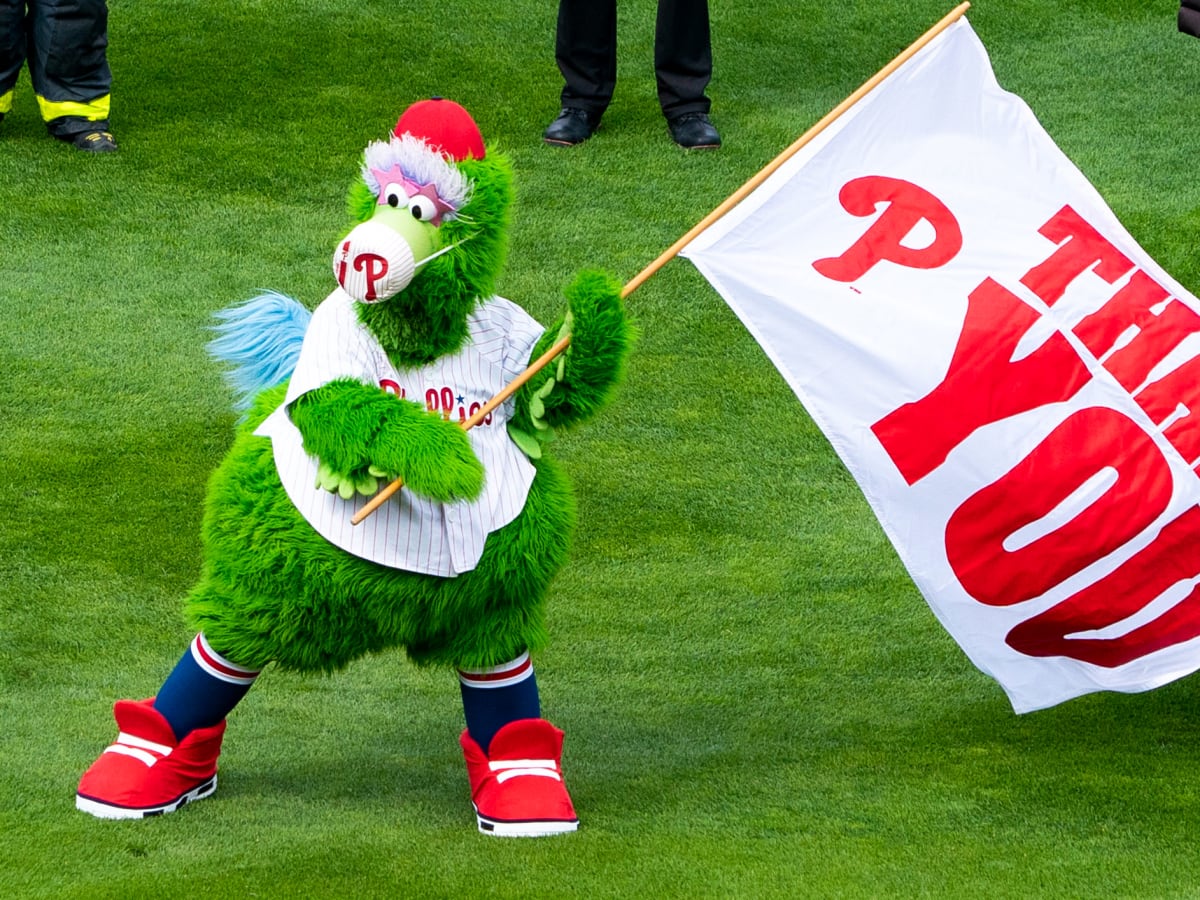 MLB mascots will be allowed in ballparks
