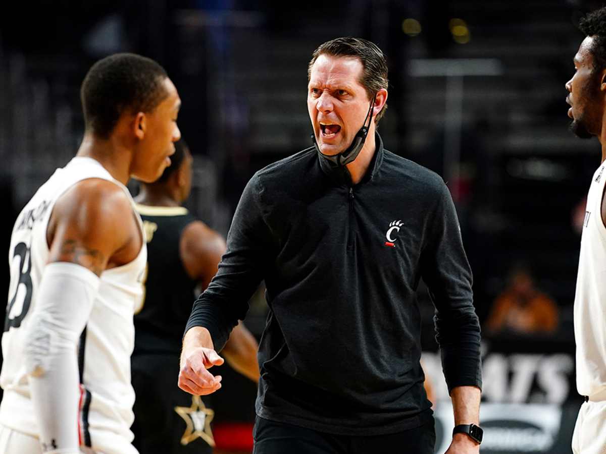 John Brannen: Cincinnati fires men's basketball coach - Sports Illustrated