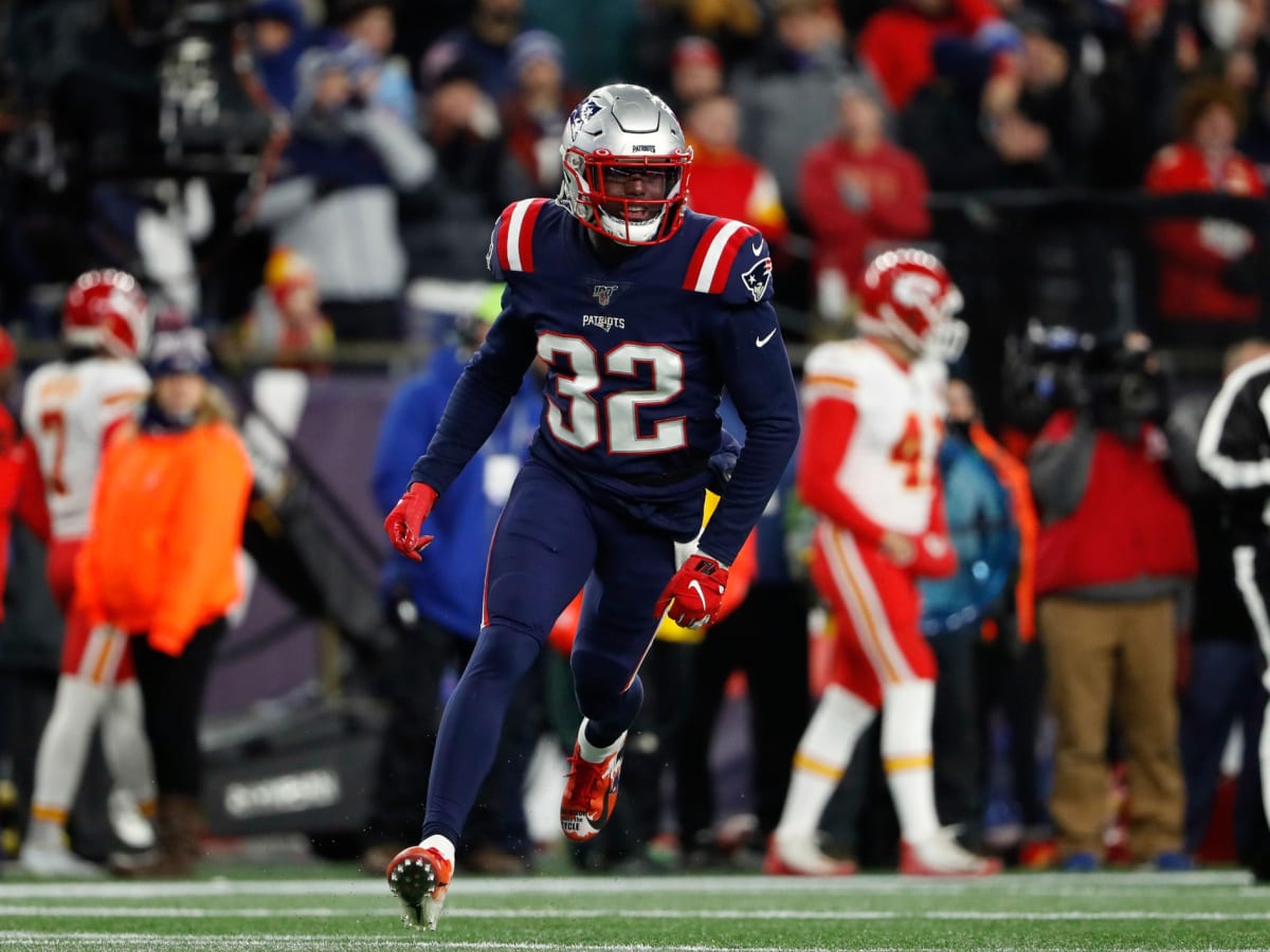 Devin McCourty's Reacts to Patriots Offer: 'Not Important' - Sports  Illustrated New England Patriots News, Analysis and More