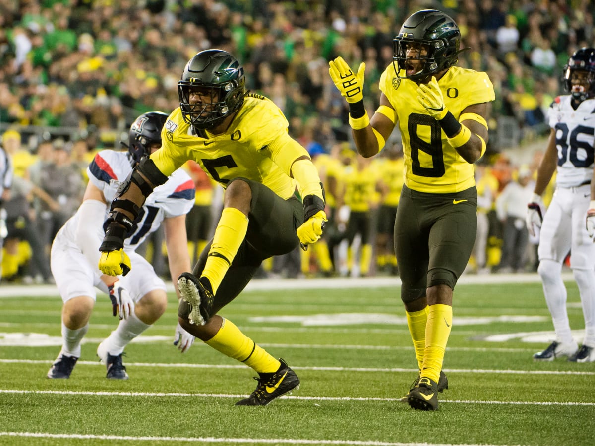 Oregon Ducks Football Defensive End Kayvon Thibodeaux Drafted Fifth Overall  by New York Giants in 2022 NFL Draft - Sports Illustrated Oregon Ducks  News, Analysis and More