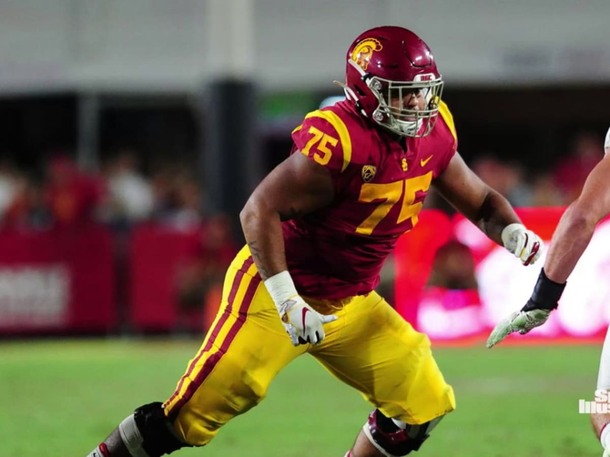 Alijah Vera-Tucker Rated Best Interior Lineman Heading Into NFL Draft by PFF  - Sports Illustrated USC Trojans News, Analysis and More