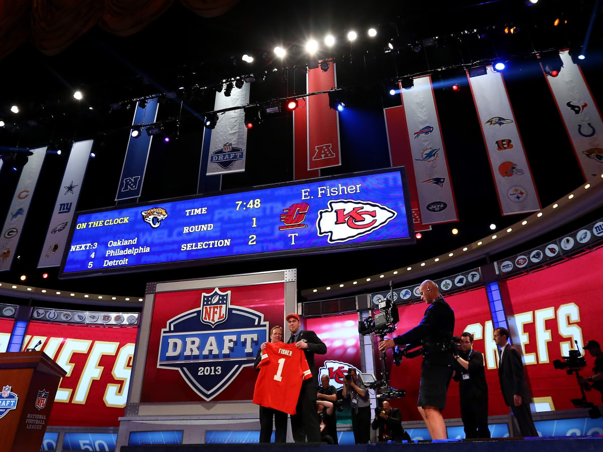 NFL Draft: Kansas City Chiefs 2022 7-Round NFL Mock Draft - Visit NFL Draft  on Sports Illustrated, the latest news coverage, with rankings for NFL Draft  prospects, College Football, Dynasty and Devy