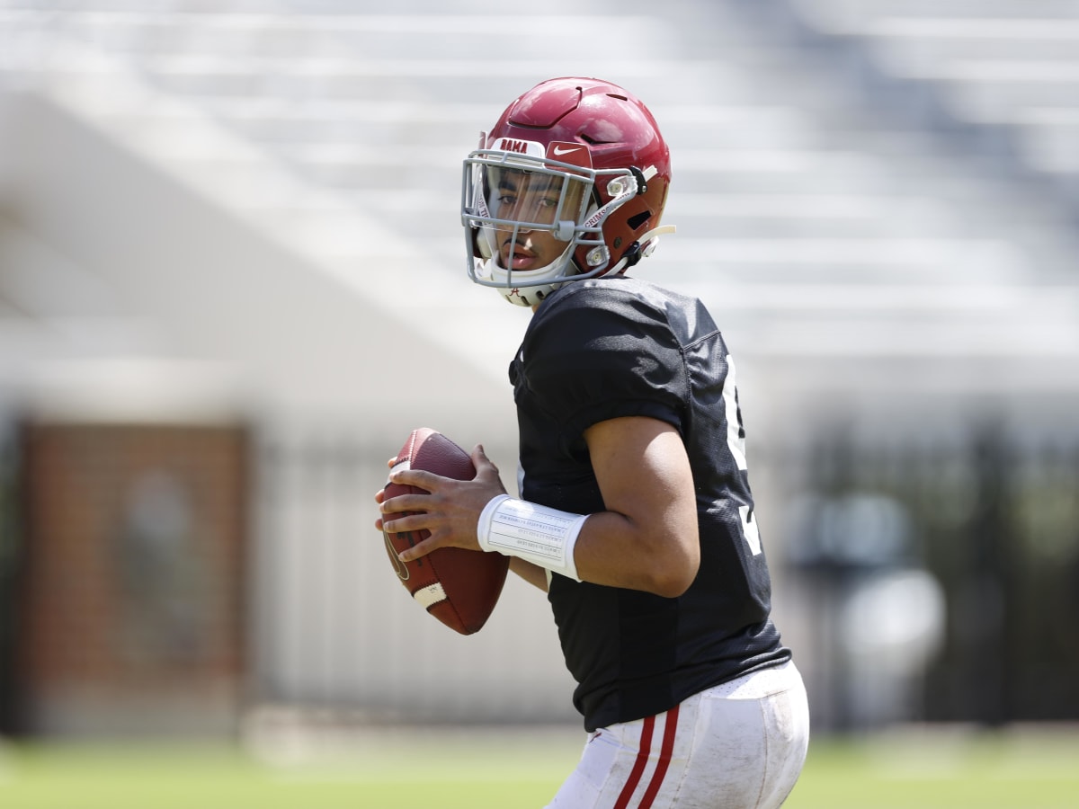 Freshman Jaylen Waddle already flashing 'magic' potential at Alabama