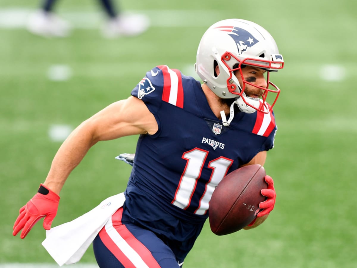 Detroit Lions: Trading for Julian Edelman would be senseless