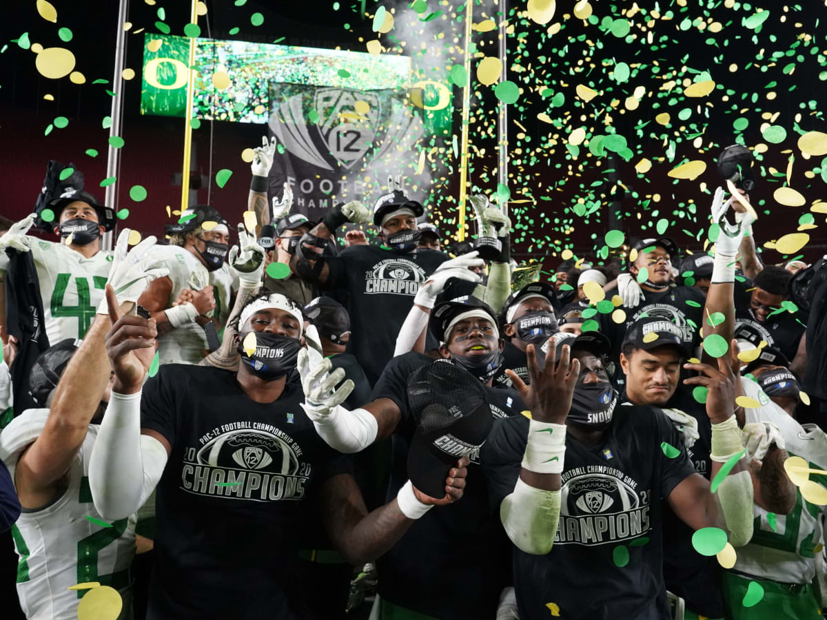 Oregon lands at No. 25 in CBS Sports college football preseason rankings -  Addicted To Quack