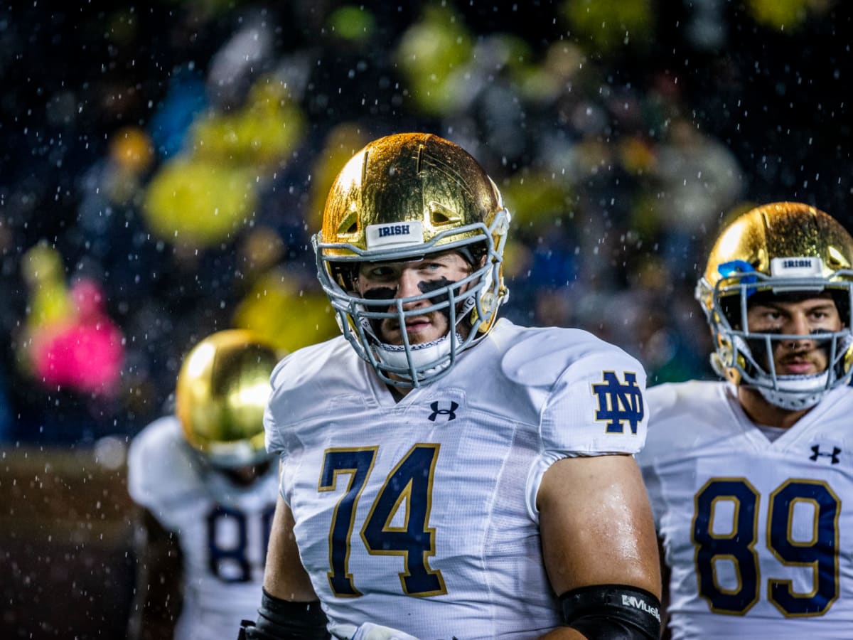 Miami Dolphins trade for 42nd pick from Giants, select Notre Dame OT Liam  Eichenberg