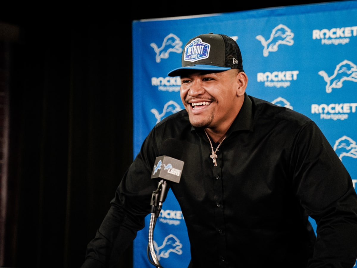 Detroit Lions - Pro Bowl and bucket hats. 