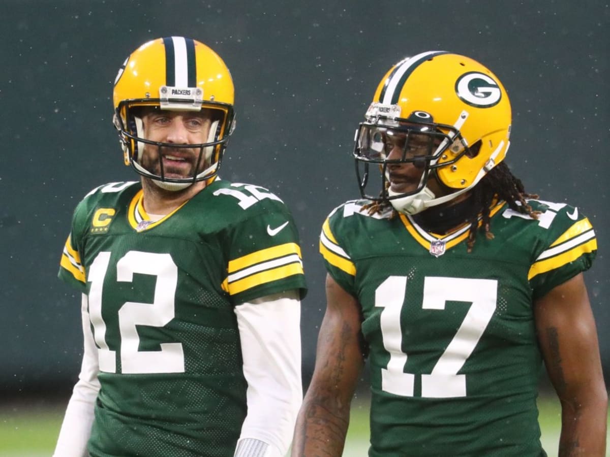 Davante Adams Tweets That Aaron Rodgers Is Going To The Raiders?!