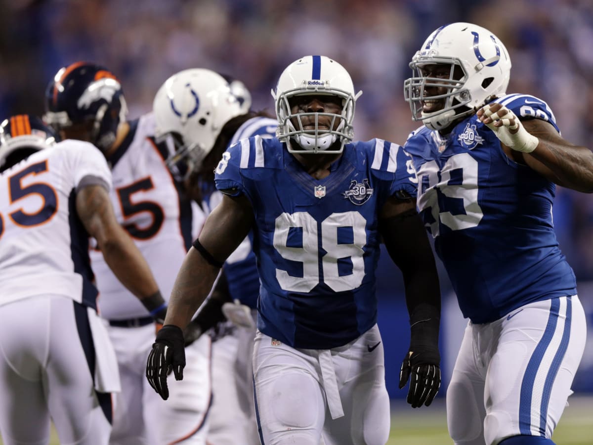 NFL: Robert Mathis retiring after 14 seasons with Colts – Saratogian