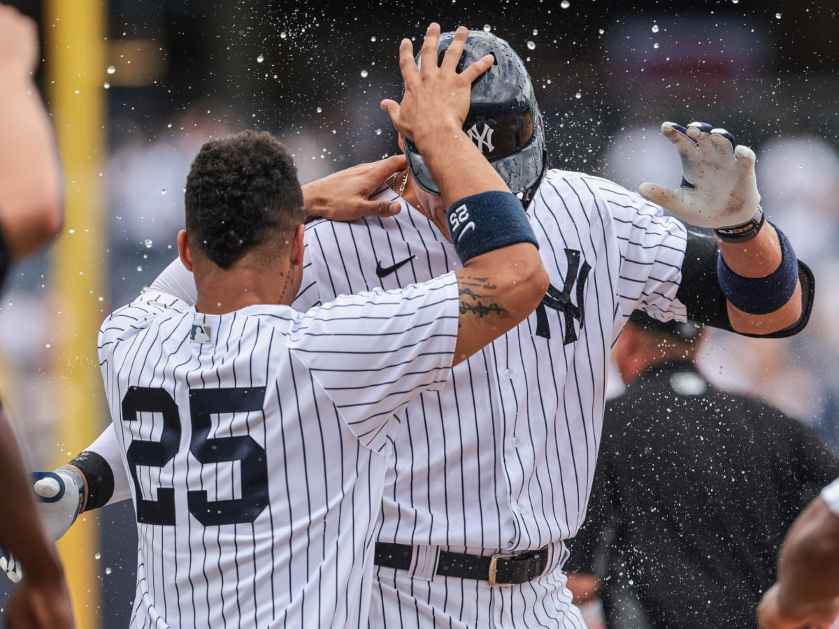After a Wild Twist, Yankees Walk Off With a Series Sweep - The New
