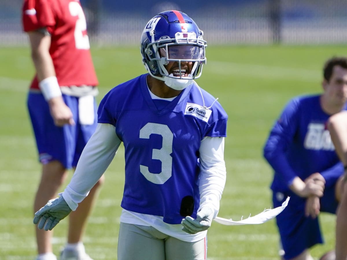 August 7, 2019, East Rutherford, New Jersey, USA: New York Giants wide  receiver Sterling Shepard (87) with left broken finger tape wrapped during  training camp at the Quest Diagnostics Training Center in