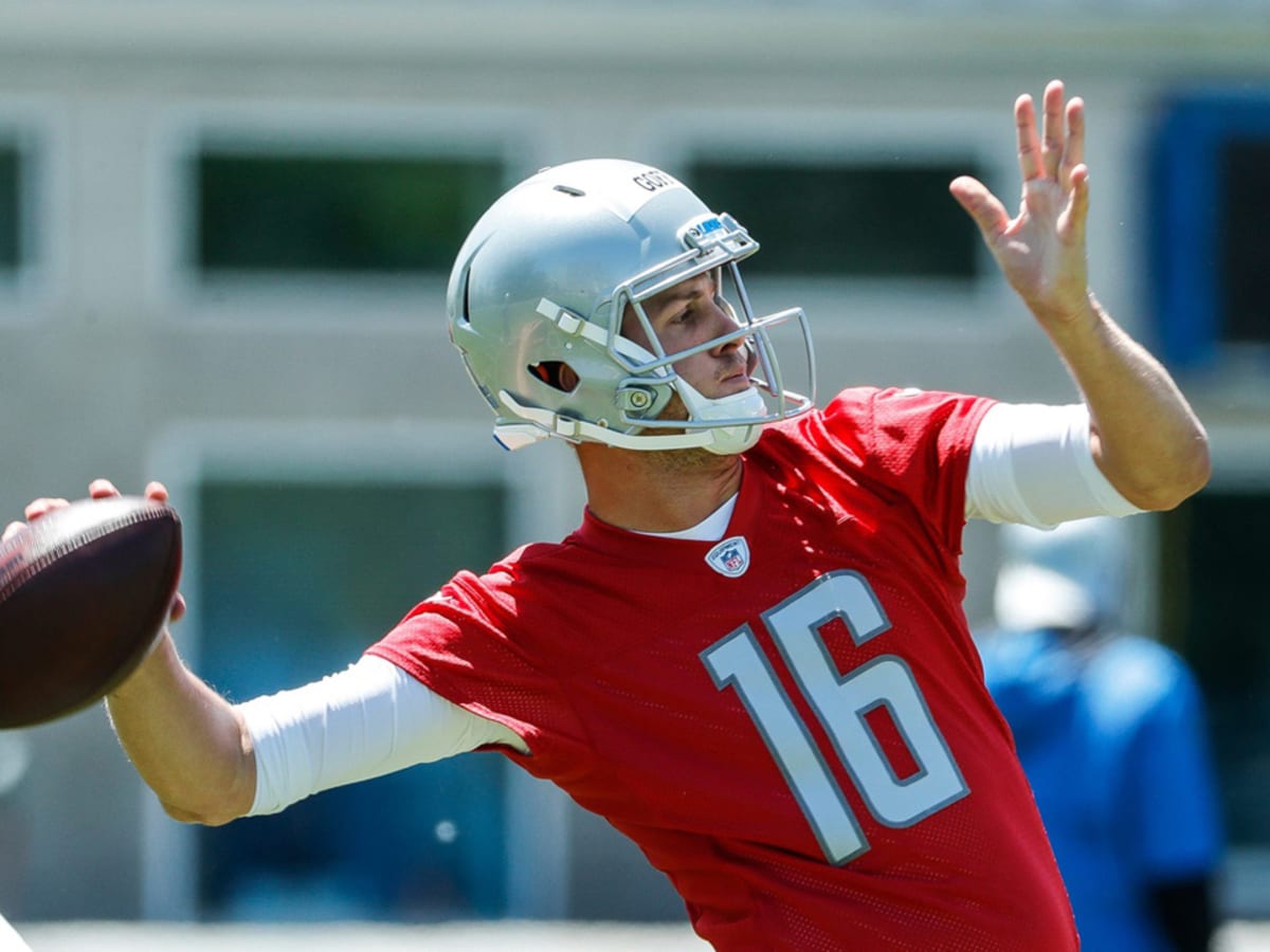 Lions QB Jared Goff approaching one of Aaron Rodgers' NFL records