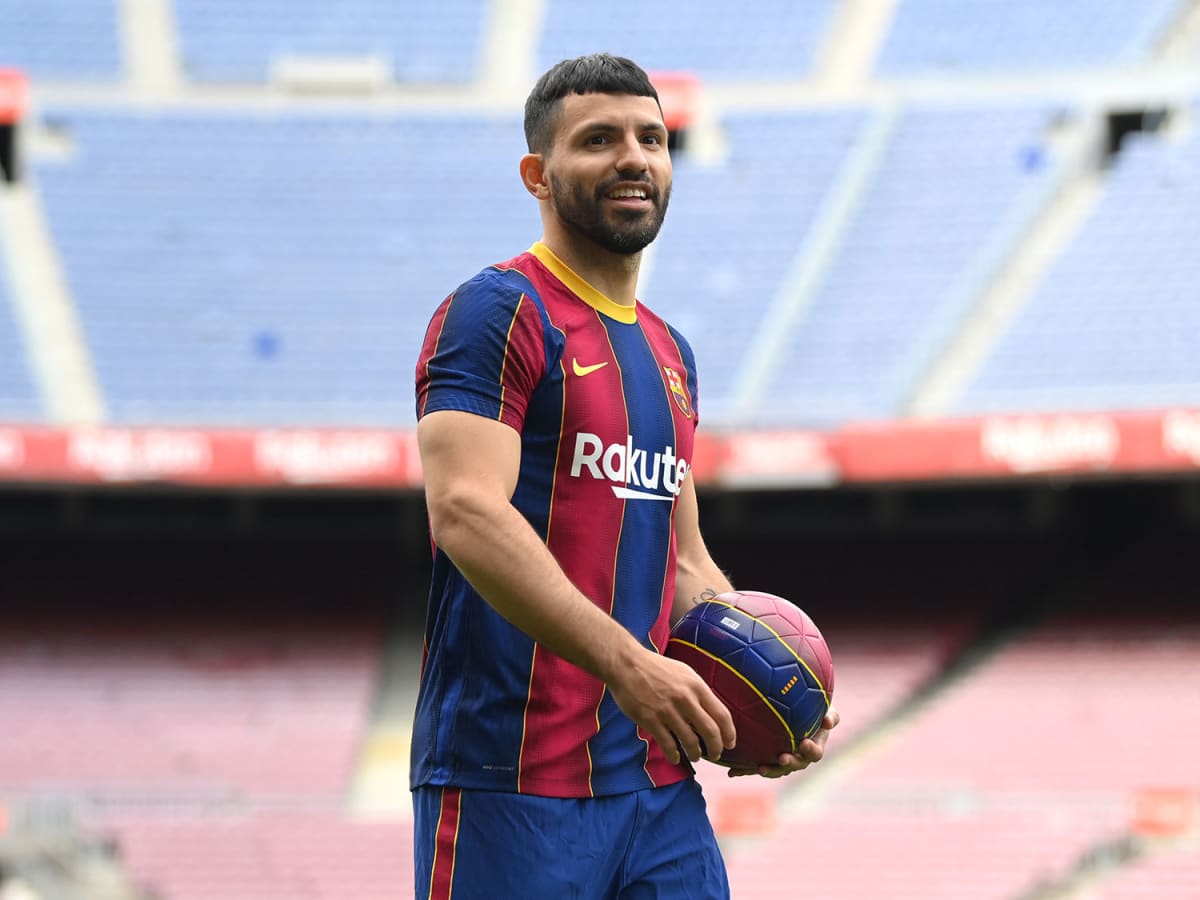 Sergio Aguero pictured in FC Barcelona kit as new signing unveiled