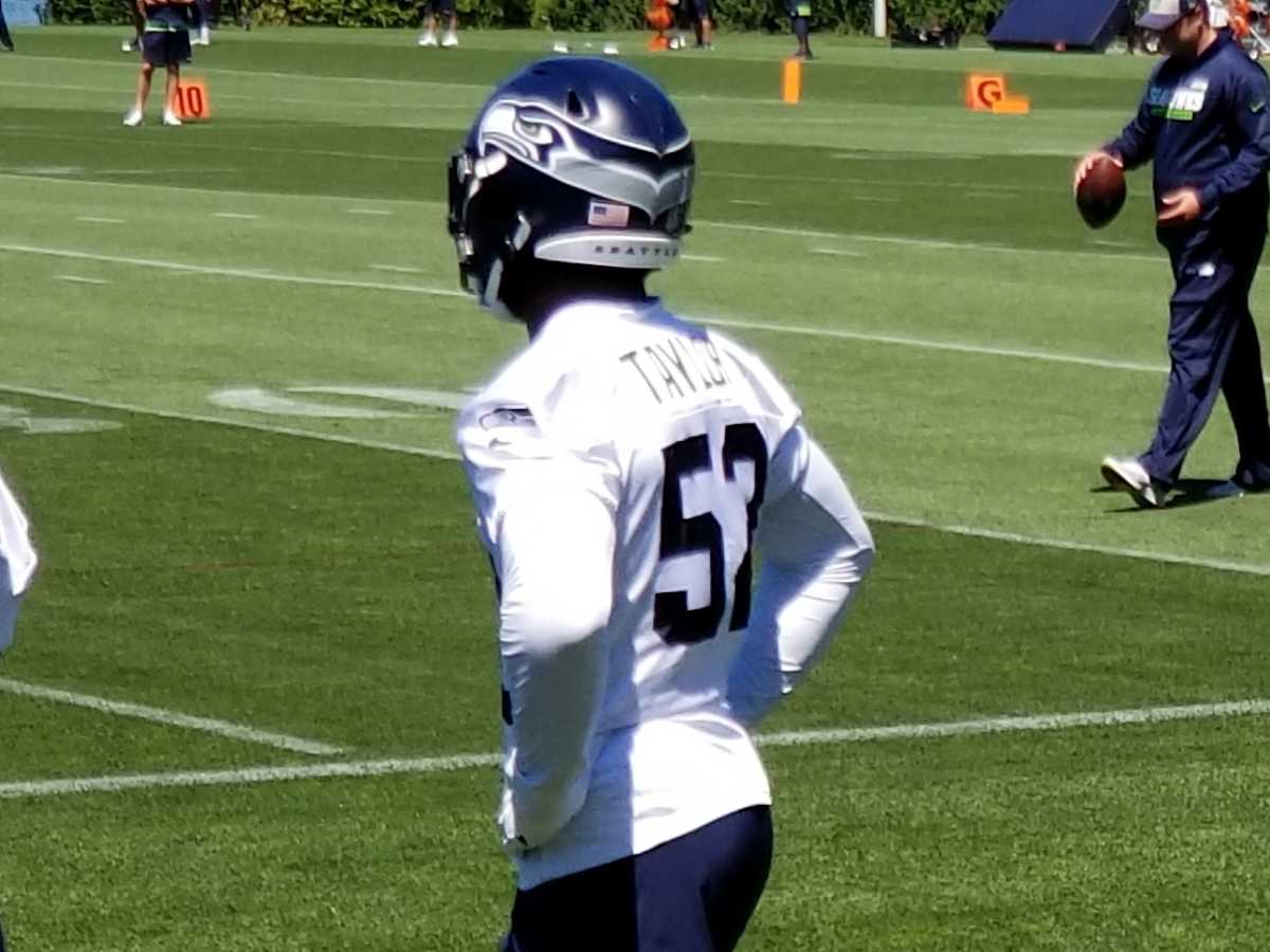 Following Strong Minicamp Darrell Taylor Poised To Break Into Seattle Seahawks Lineup Sports Illustrated Seattle Seahawks News Analysis And More