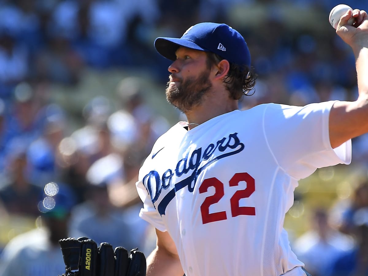 Clayton Kershaw exits final 2021 start with left forearm injury