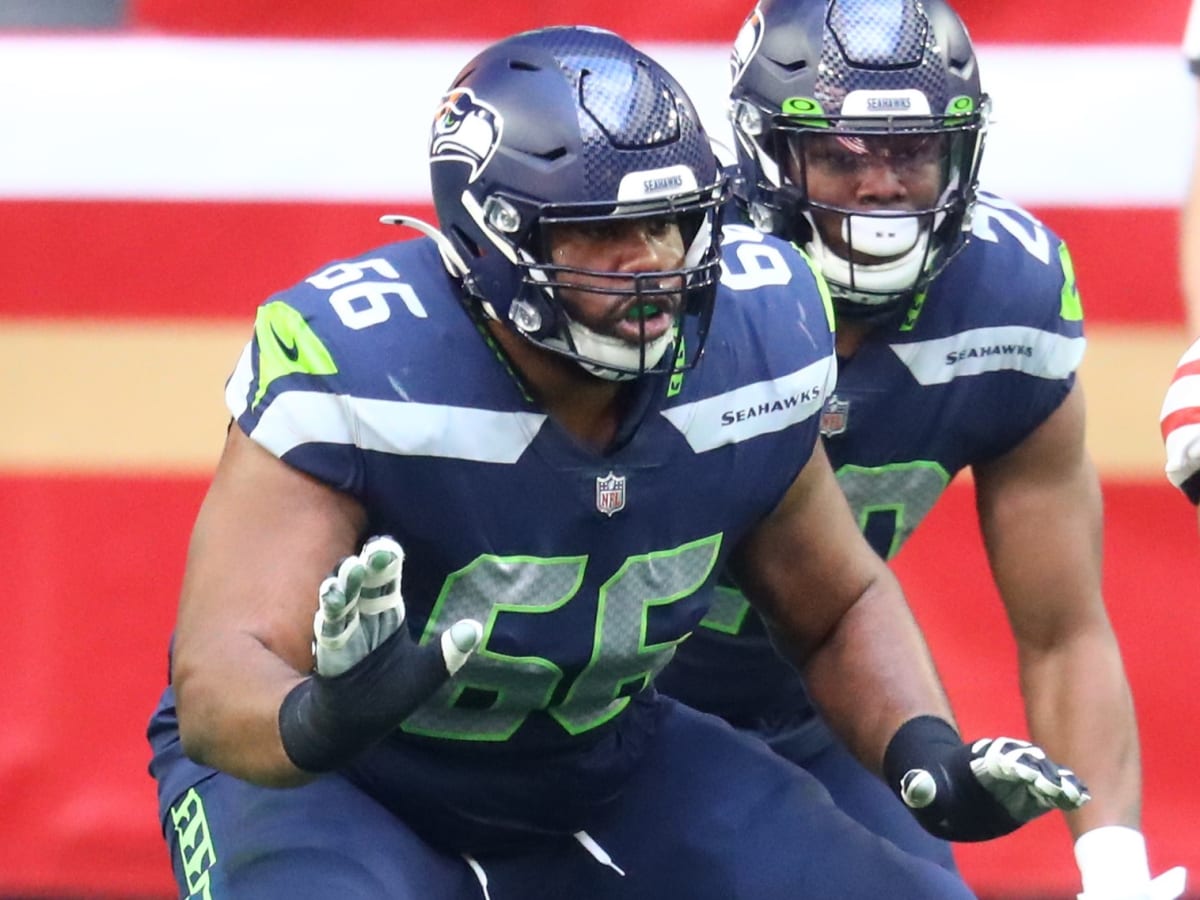 Seahawks Plan To Re-Sign OL Jordan Simmons