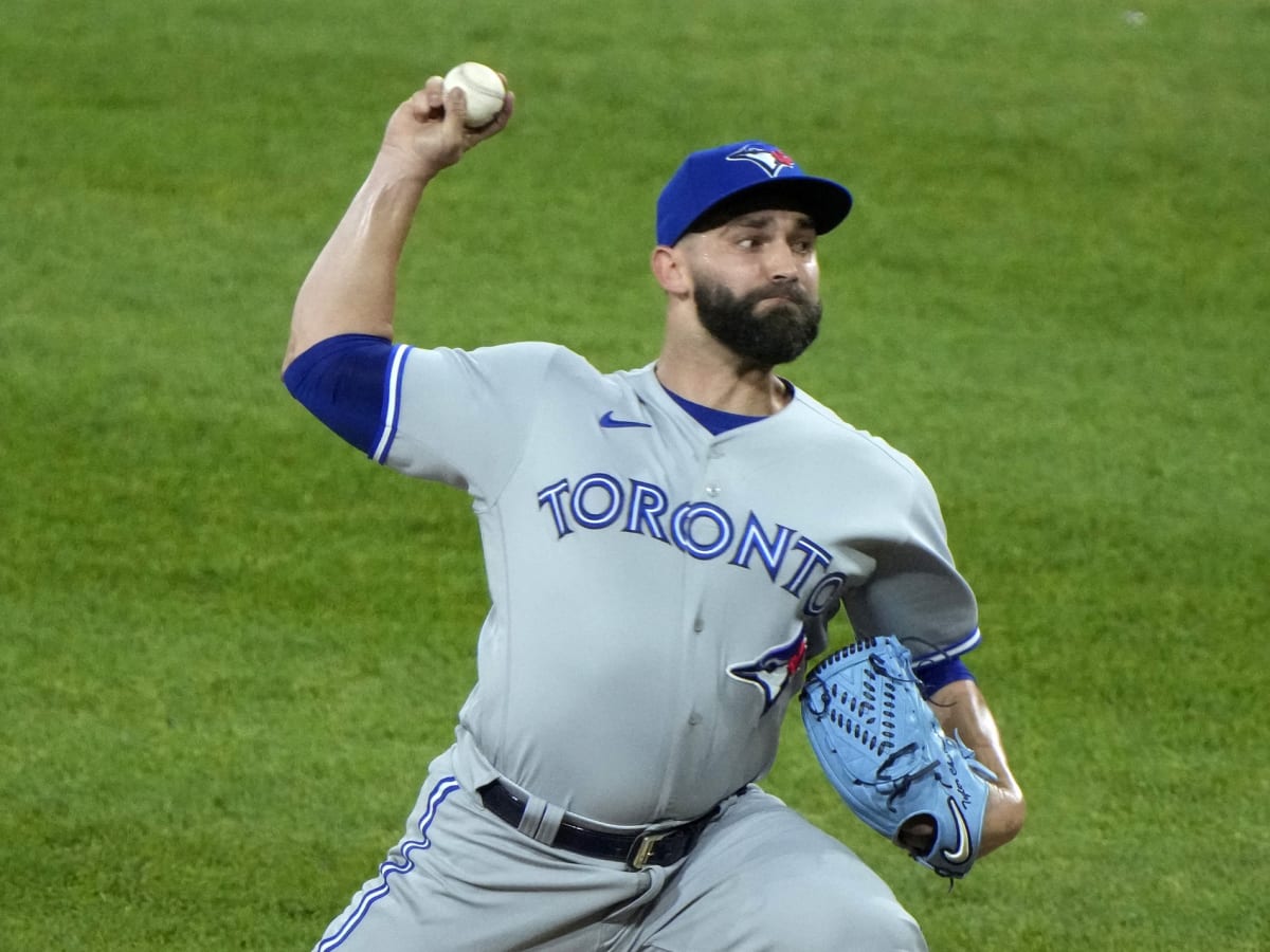 Blue Jays takeaways: Tyler Chatwood takes another walk on the wild side in  doubleheader nightcap