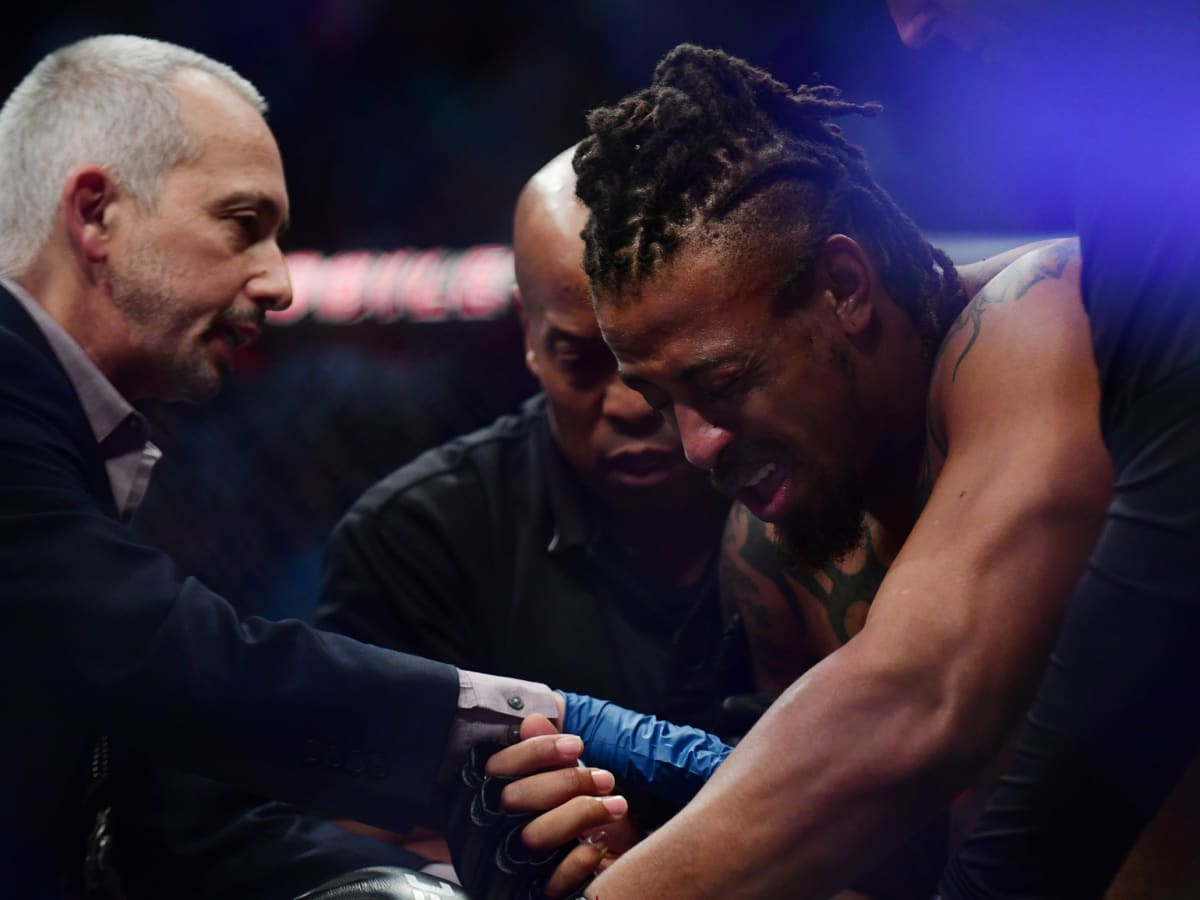 GREG HARDY LOSES VIA KO IN HIS BARE KNUCKLE DEBUT 