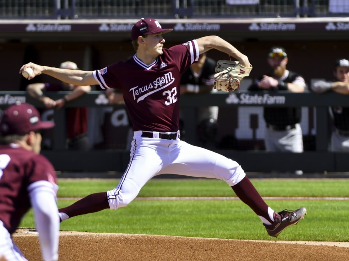 Texas A&M outfielder Zach DeLoach signs with Seattle Mariners, Baseball