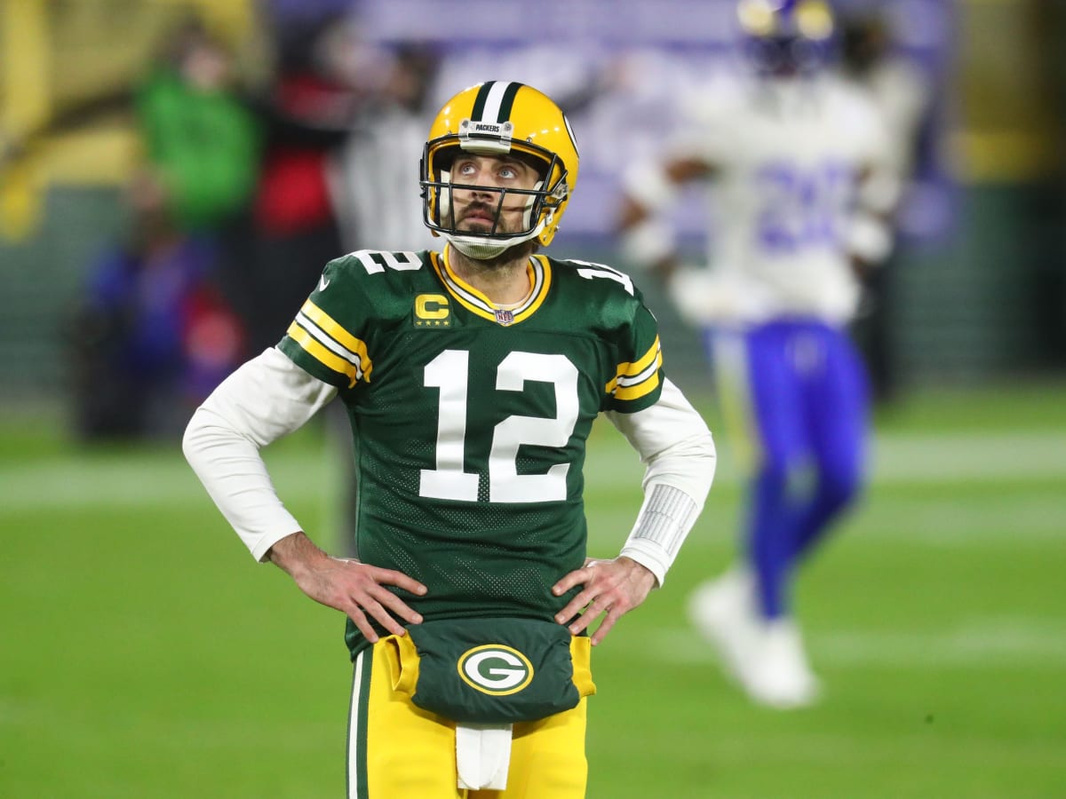 NBA Finals Suns-Bucks: Twitter Reacts To Green Bay Packers' Aaron Rodgers  Being An NBA Champion - Sports Illustrated Indiana Pacers news, analysis  and more