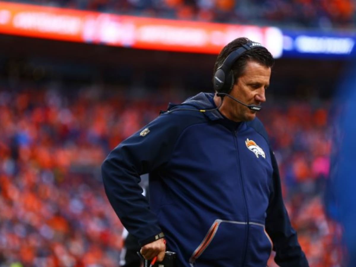 Former Broncos coach Greg Knapp dies after being struck by car while biking