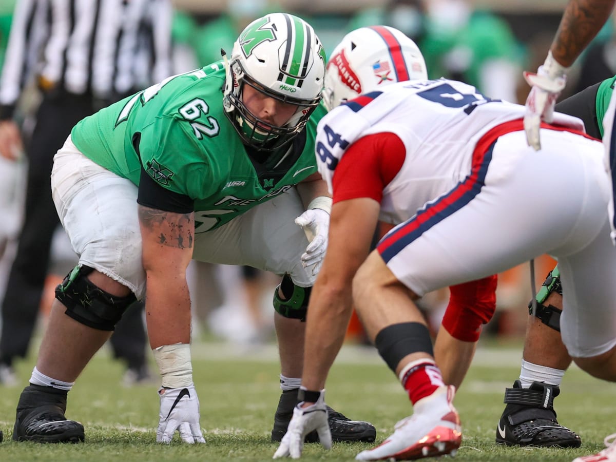 NFL Draft Profile: Cain Madden, Offensive Guard, Notre Dame Fighting Irish  - Visit NFL Draft on Sports Illustrated, the latest news coverage, with  rankings for NFL Draft prospects, College Football, Dynasty and