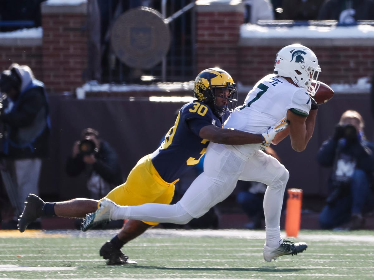 NFL Draft Profile: Daxton Hill, Safety, Michigan Wolverines - Visit NFL  Draft on Sports Illustrated, the latest news coverage, with rankings for  NFL Draft prospects, College Football, Dynasty and Devy Fantasy Football.