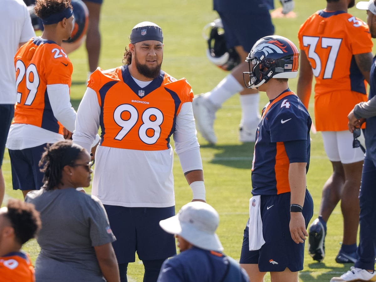 Broncos coach Vic Fangio expects nose tackle Mike Purcell to play Sunday  after being limited in practice