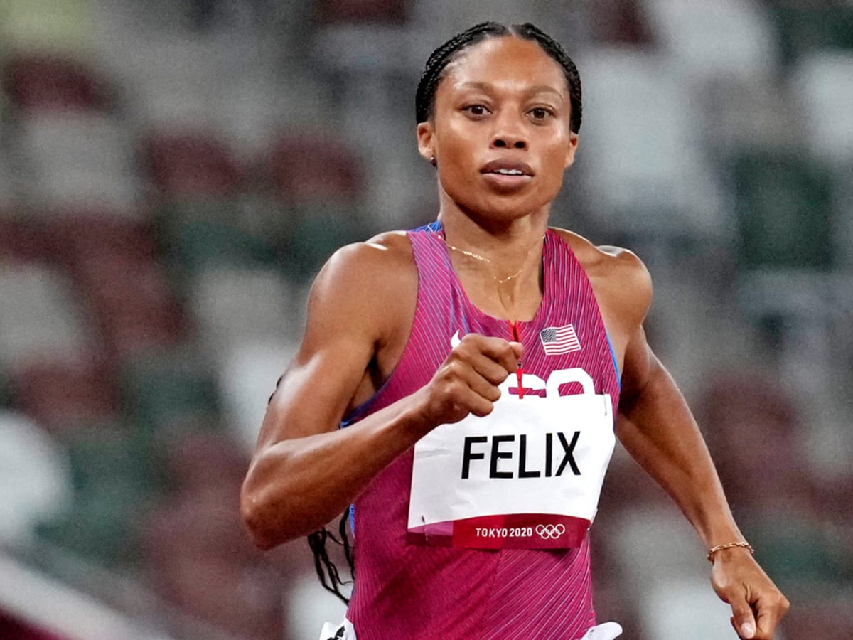 Allyson Felix advances to 400 meter final, fastest run as a mom - Sports  Illustrated