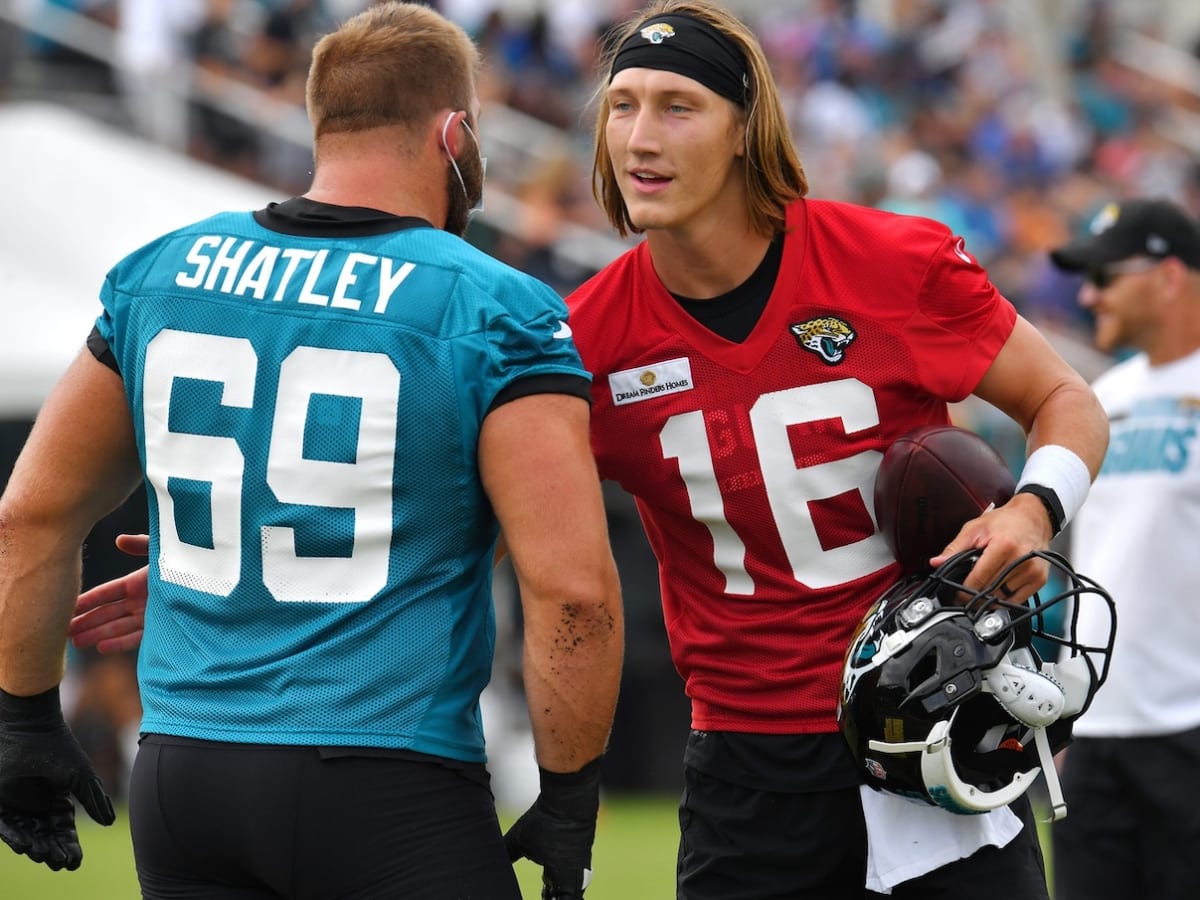 Trevor Lawrence Leads Jaguars to First Win of 2022 Season - Sports  Illustrated Clemson Tigers News, Analysis and More