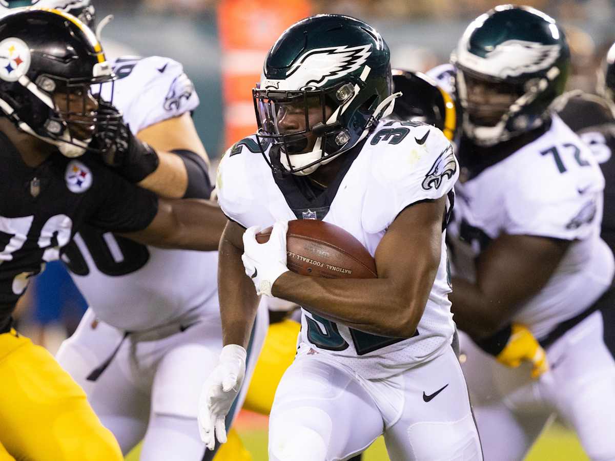 Philadelphia Eagles Running Attack Turning Modern NFL World Upside Down -  Sports Illustrated Philadelphia Eagles News, Analysis and More