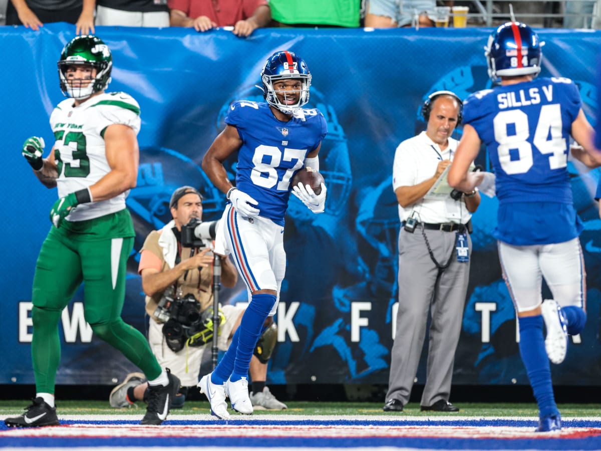 New York Giants running back Sandro Platzgummer (34) warms up before a  preseason NFL football game against the New York Jets, Saturday, Aug. 14,  2021, in East Rutherford, N.J. (AP Photo/Adam Hunger