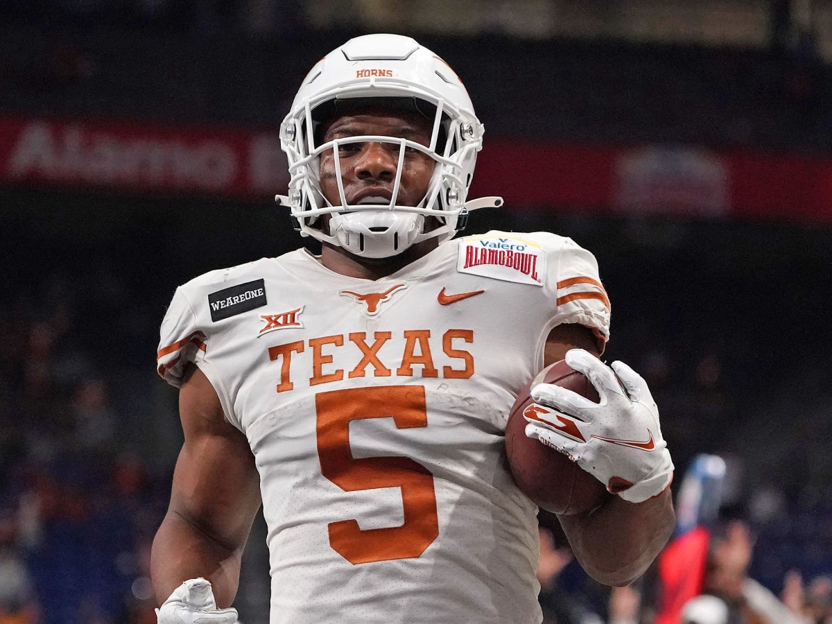 NFL Draft 2022: Top Five Running Backs - Visit NFL Draft on Sports  Illustrated, the latest news coverage, with rankings for NFL Draft  prospects, College Football, Dynasty and Devy Fantasy Football.