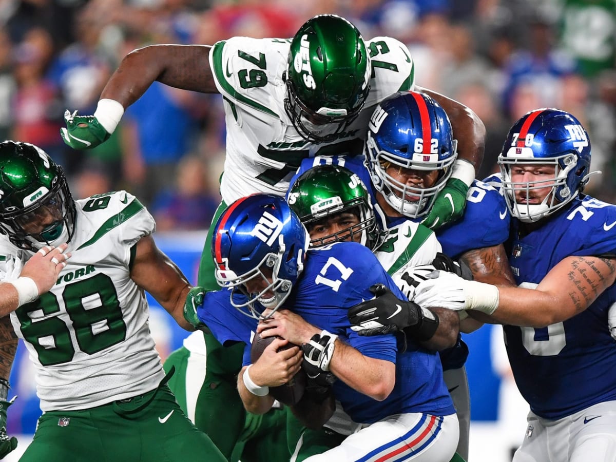 Jets' DE Bryce Huff Streaks into Regular Season - Sports