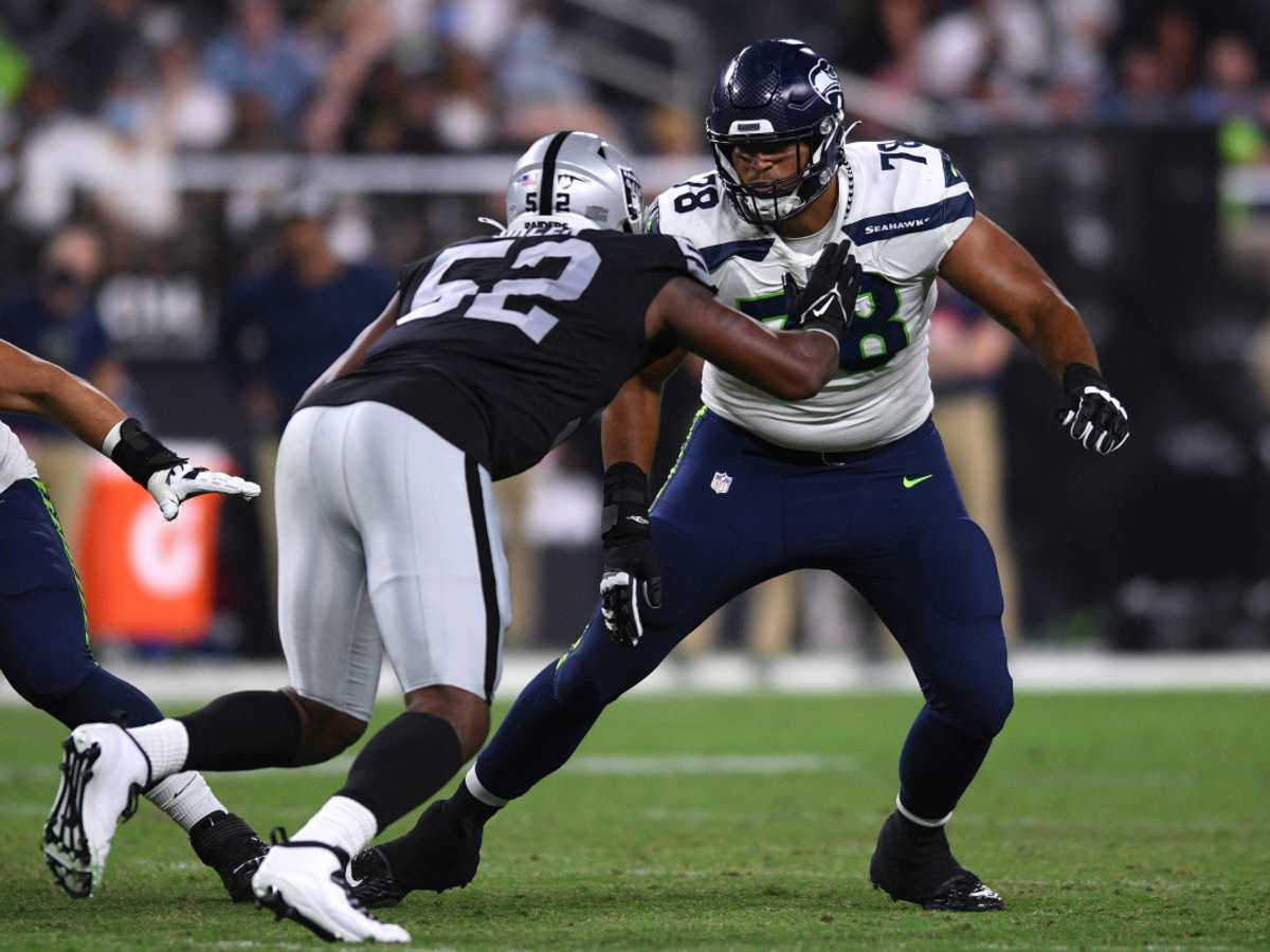 Seahawks' Stone Forsythe looks like he can 'perfectly fit' left tackle,  says coach Pete Carroll