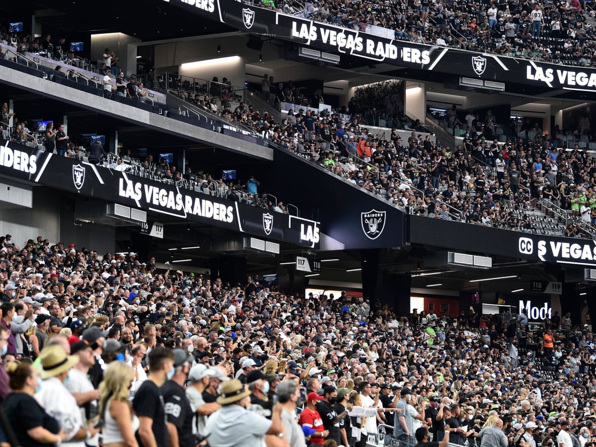 424-85 Two tickets to a Las Vegas Raiders game in the 2022-2023 NFL season!  – Lend A Hand Up