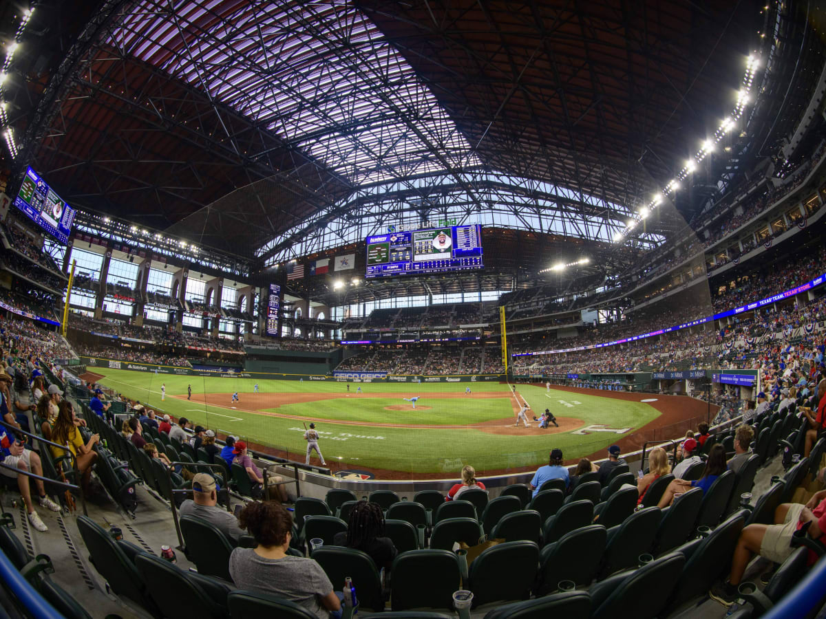 Chris Woodward Shuffles Texas Rangers Lineup vs Seattle Mariners