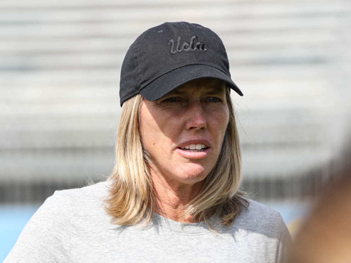 Report: Orlando Pride Planning to Hire UCLA Women's Soccer Coach Amanda  Cromwell - Sports Illustrated UCLA Bruins News, Analysis and More