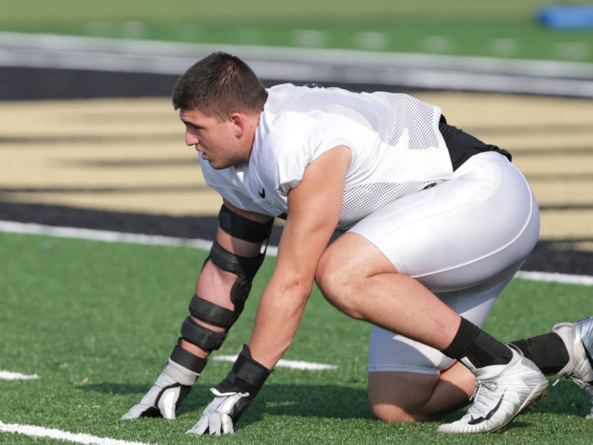 2022 NFL Draft Player Profiles: Purdue EDGE George Karlaftis - Steelers  Depot