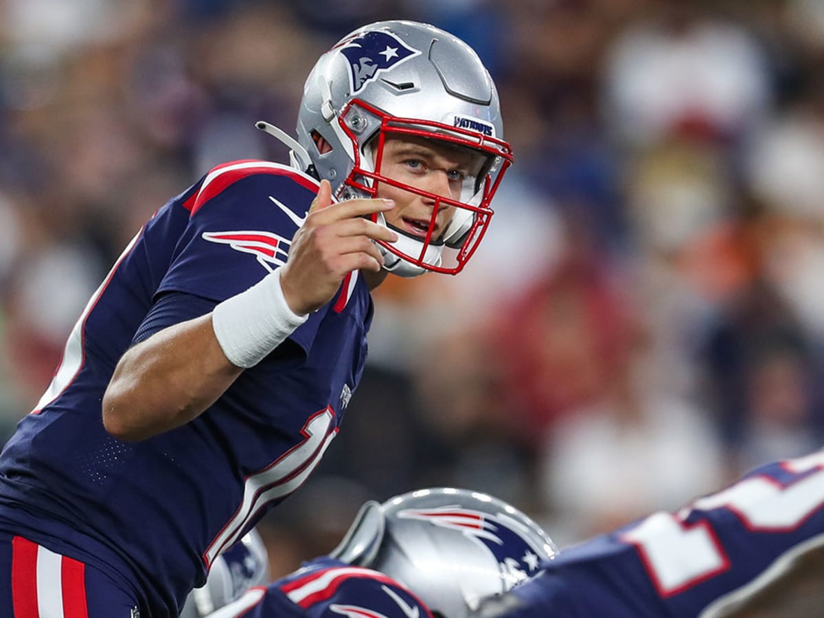 WATCH: New England Patriots Mac Jones Passes to Pharaoh Brown for Touchdown  vs. New York Jets - Sports Illustrated New England Patriots News, Analysis  and More