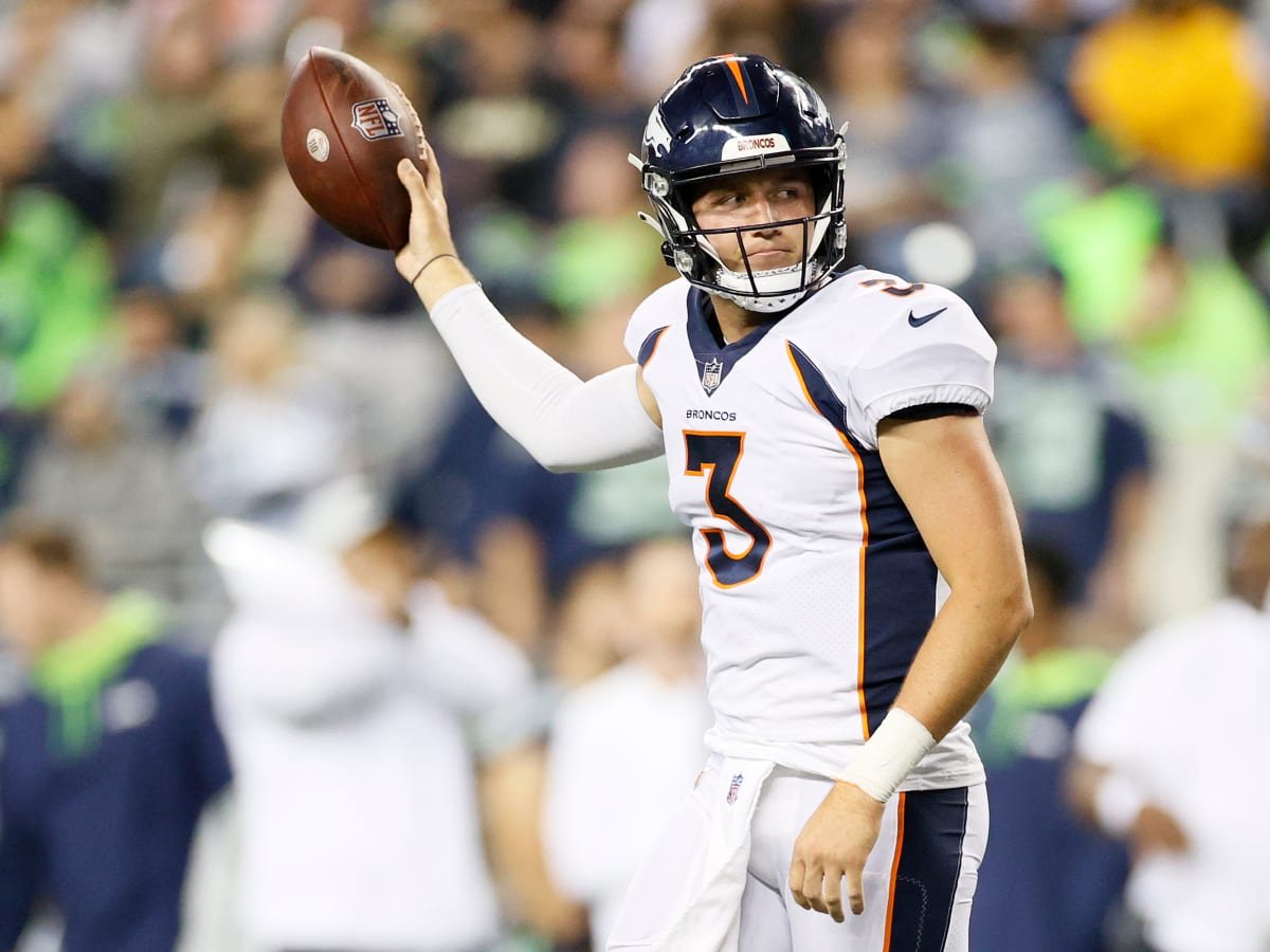 Watch Broncos Star Drew Lock Struggle With His Mask Due to His