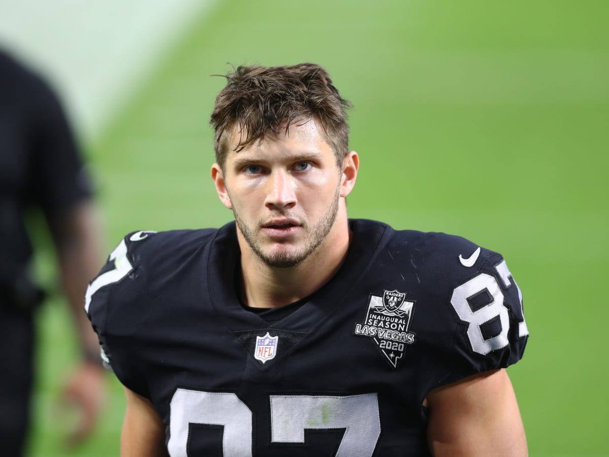 Las Vegas Raiders: Expect a big year from Foster Moreau in 2021