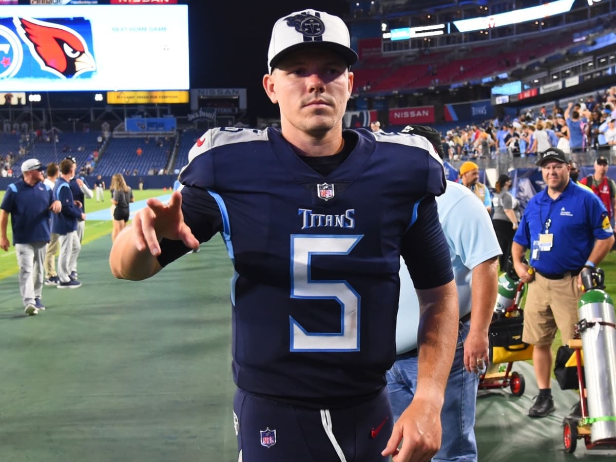 Woodside presumed favorite for backup QB job, Titans