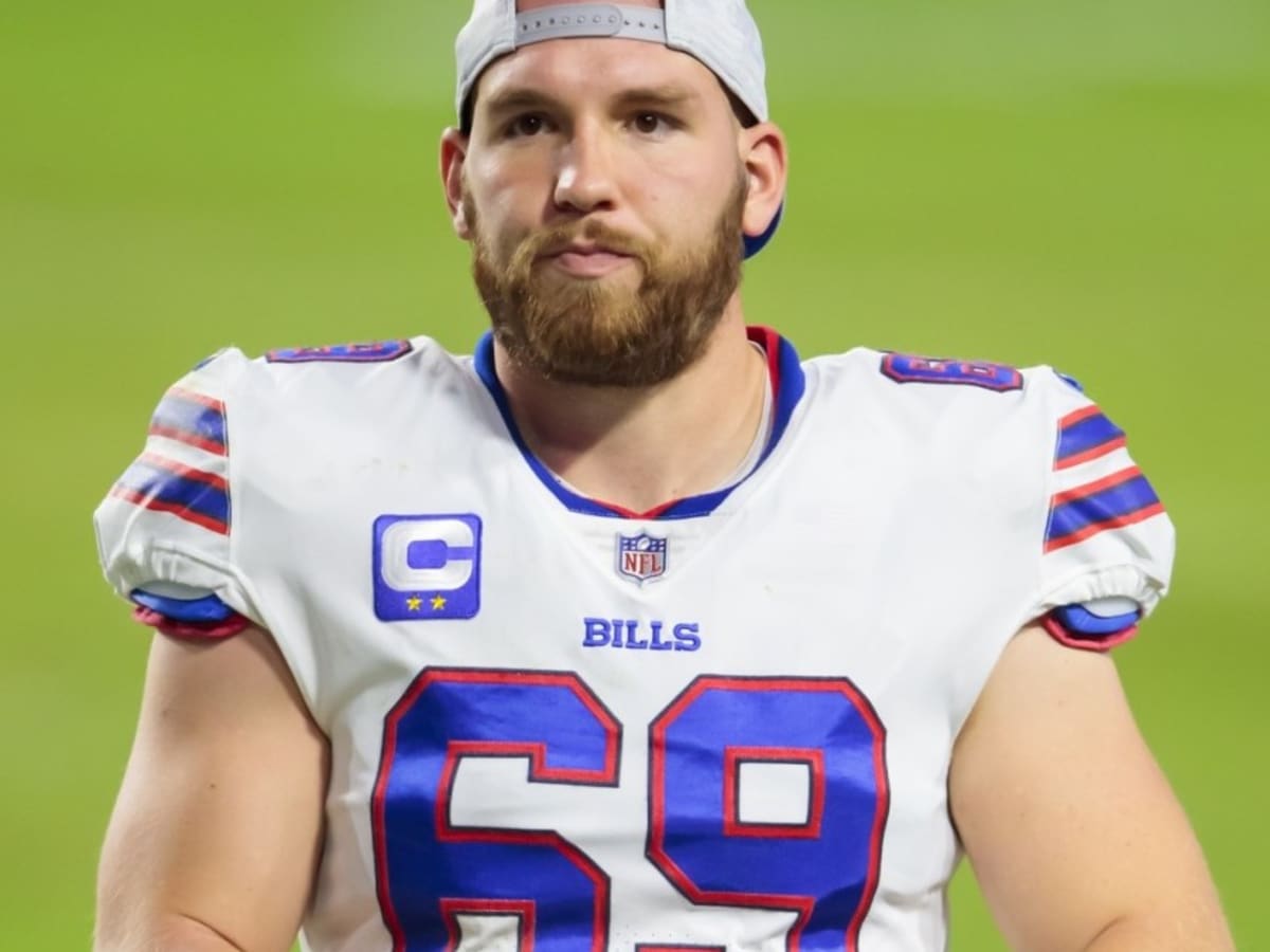 Bills cut tight end Jacob Hollister