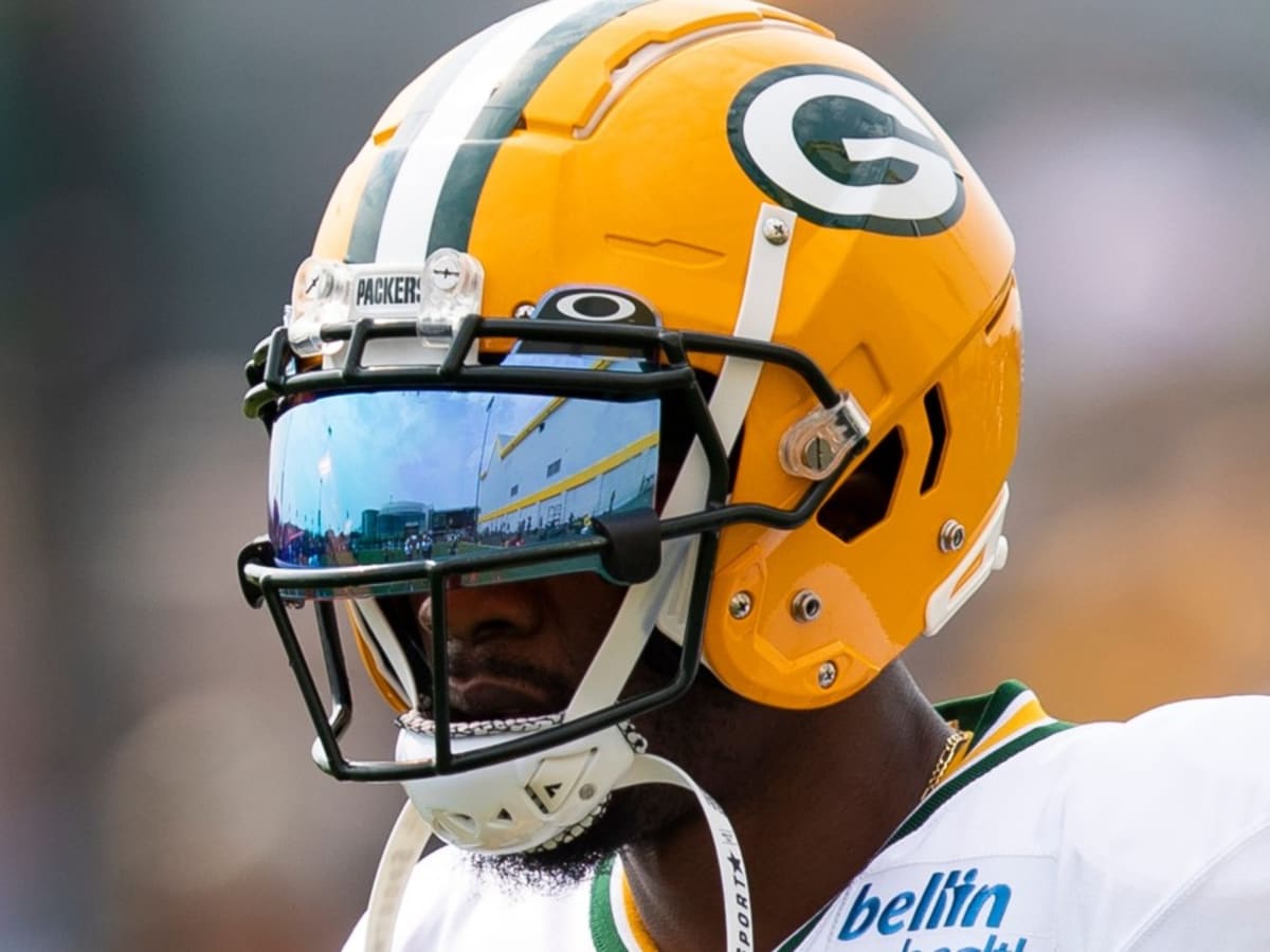 Packers WR Marquez Valdes-Scantling exits season finale with back injury