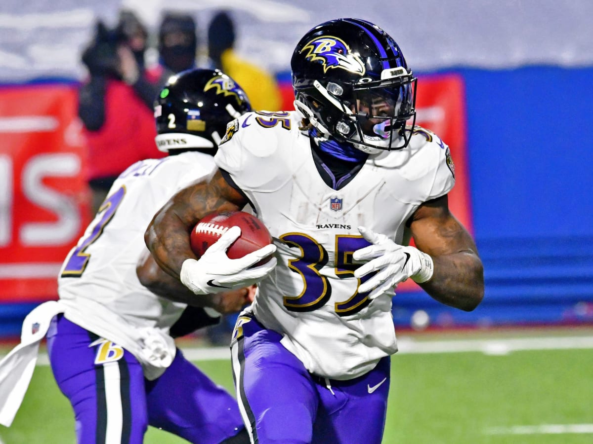 Baltimore Ravens Gus Edwards On Cincinnati Bengals - 'It's Going To Be A  Physical Game' - Sports Illustrated Baltimore Ravens News, Analysis and More